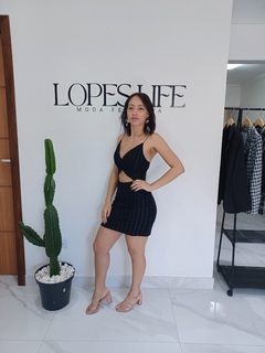 VESTIDO PRETO COM FIOS PRATA - LOPES LIFE MODA FEMININA