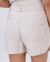 Short de linho com pregas e cinto Duda - comprar online