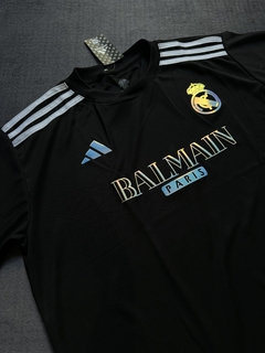 Camisa Real Madrid 23/24 Preta Edição especial Balmain Escudo - Brilhante - comprar online