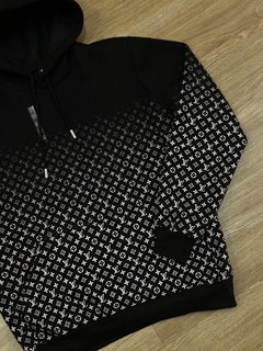 Moletom LV ‘’Degradê’’ Preto M,GG - comprar online