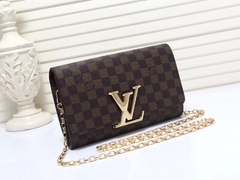 Bolsa Louis Vuitton na internet