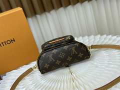 Bolsa Louis Vuitton Pochette na internet