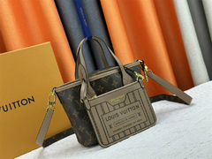 Bolsa Louis Vuitton dupla face menor - Elegância e Você