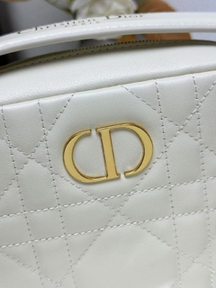 Bolsa Christian Dior na internet