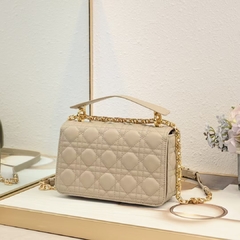 Bolsa Christian Dior alca luxo