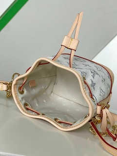 Bolsa Louis Vuitton Nova Coleção mini saco - comprar online