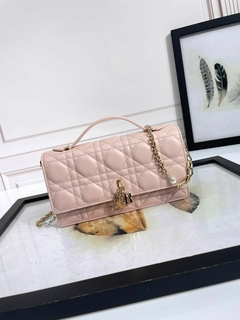 Bolsa Christian Dior em couro metálasse - comprar online