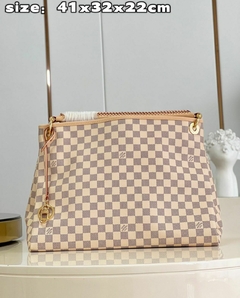 Bolsa Louis Vuitton Clássica na internet