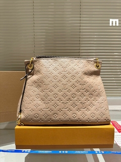 Bolsa Louis Vuitton Clássica - Elegância e Você