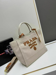 Bolsa Prada - Elegância e Você