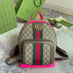 Mochila Gucci detalhes neon