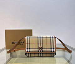 Bolsa Burberry acabamento em couro