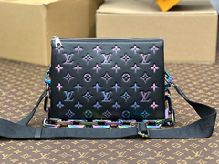 Bolsa Louis Vuitton Corrente alto relevo