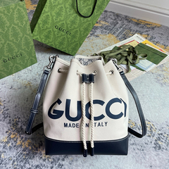 Bolsa Gucci tecido com couro estilo saco