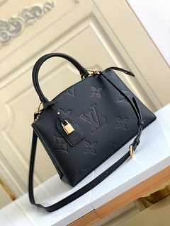 Bolsa Louis Vuitton Modelo Monograma em evidência