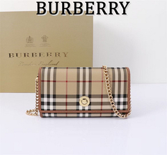 Bolsa Burberry Carteira em couro