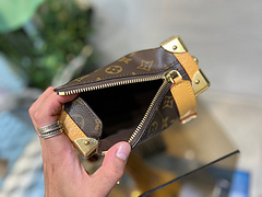 Bolsa Louis Vuitton Retrô Baú - comprar online