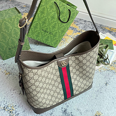 Bolsa Gucci Monograma alça de ombro - comprar online