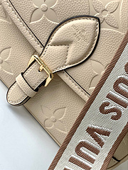 Imagem do Bolsa Louis Vuitton Retrô com fecho de fivela