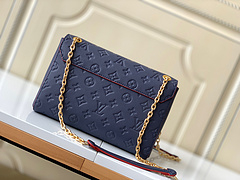 Imagem do Bolsa Louis Vuitton fecho brilhante e sofisticado