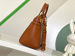 Bolsa Louis Vuitton Estruturada Grande - comprar online