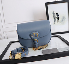 Bolsa Christian Dior Flop na internet