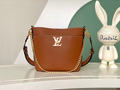 Bolsa Louis Vuitton Marcações dourada - comprar online