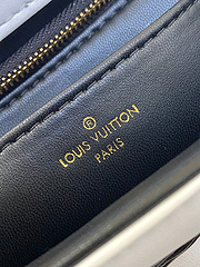 Bolsa Louis Vuitton Couro