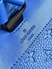 Mochila Louis Vuitton Supreme Azul na internet