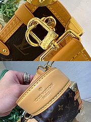 Bolsa Louis Vuitton Retrô Baú na internet