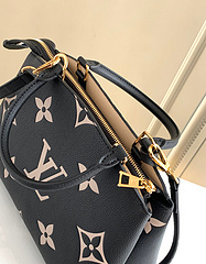 Imagem do Bolsa Louis Vuitton Modelo Monograma em evidência