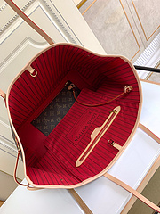 Bolsa Louis Vuitton Neverfull Tote MM - comprar online