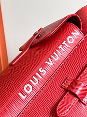 Mochila Louis Vuitton Supreme Vermelha - loja online