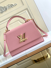 Imagem do Bolsa Louis Vuitton fecho LV dourado