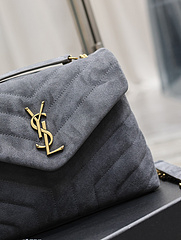 Imagem do Bolsa YSL Saint Laurent Loulou veludo