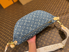 Imagem do Bolsa Louis Vuitton Pochette Jeans