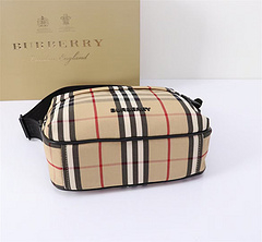 Imagem do Bolsa Burberry Carteiro em tecido