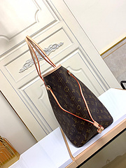 Imagem do Bolsa Louis Vuitton Neverfull Tote MM