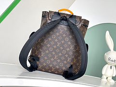 Mochila Louis Vuitton monogram e detalhes em amarelo