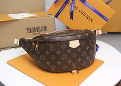 Bolsa Louis Vuitton modelo Pochette monogram - comprar online