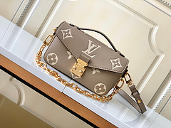 Bolsa Louis Vuitton Pochette mini Métis Monogram - comprar online