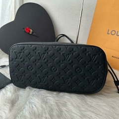 Bolsa Louis Vuitton Neverfull Couro Empreinte - Elegância e Você