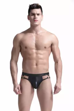 Cueca masculina de couro