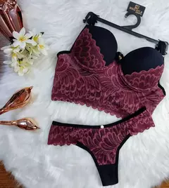 Kit 5 Conjuntos Lingerie Calcinha e Sutiã