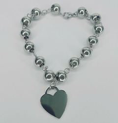 pulsera de bolitas con dije corazon acero quirurgico