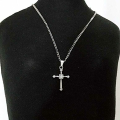 collar de hombre cruz