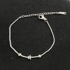 PULSERA ACERO QUIRURGICO BLANCO CON BOLITAS Y ESTRELLITA