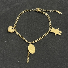 Pulsera acero dorado con dije oso corazón