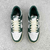 Dunk Low Vintage Green na internet