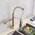 ULGKSD Bronze Kitchen Faucet 360 Rotate, Single Handle, Pull Down Spray Head, Torneira misturadora de água quente e fria para pia de cozinha - loja online